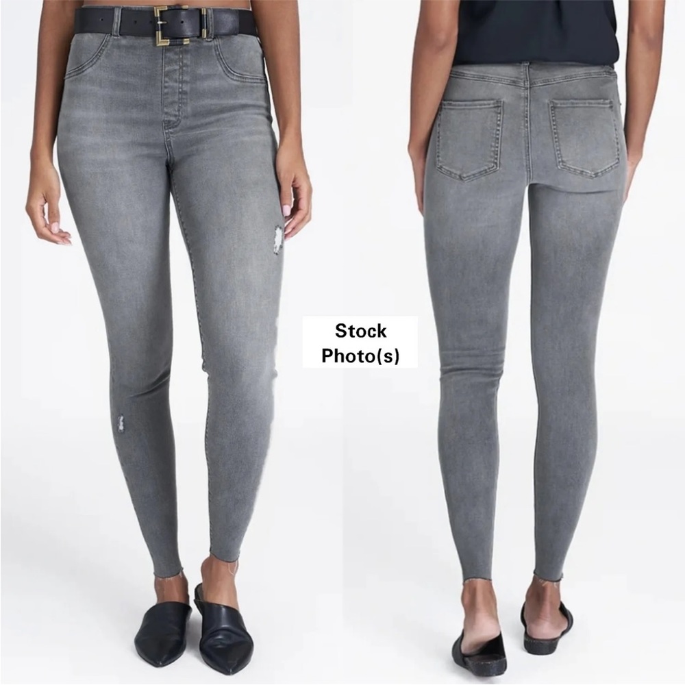 NWT SPANX Womens Size Small Petite Grey Distressed Denim Skinny Jeans Raw Hem